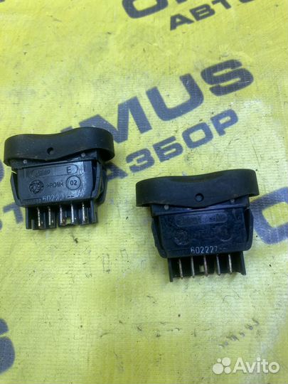 Кнопка стеклоподъёмника Renault Logan