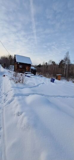 Дача 16 м² на участке 8 сот.