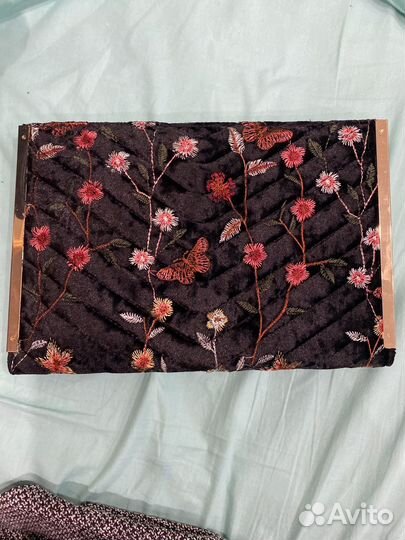 Клатч Valentino