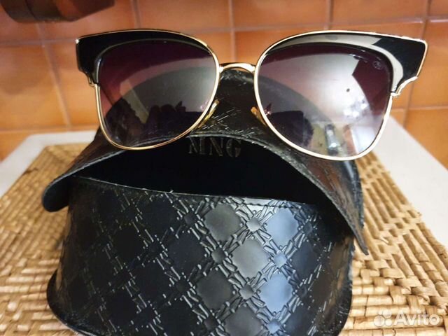 Очки солнцезащитные