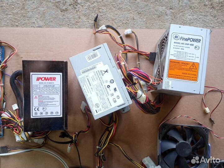 Материнская плата с процессором и памятью