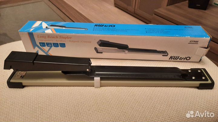 Степлер брошюровочный