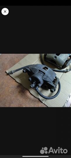 Суппорт тормозной передний Nissan 5423