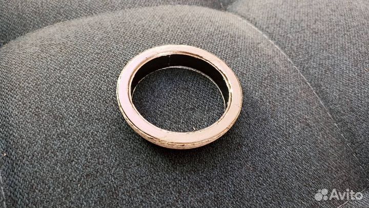 Кольцо уплотнительное приемной трубы Mitsubishi