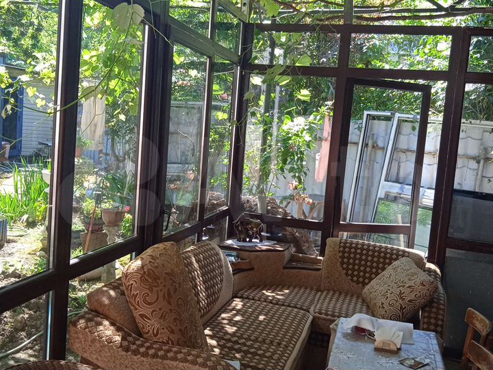 Комната 18 м² в 1-к., 1/2 эт.