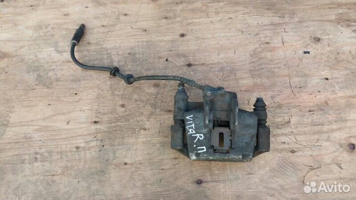 Суппорт передний правый M111 Mercedes Vito W638