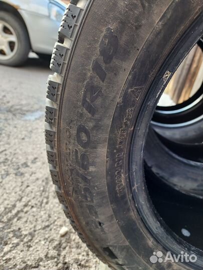Pirelli Ice Zero 235/60 R18