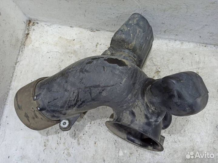 Резонатор воздушного фильтра