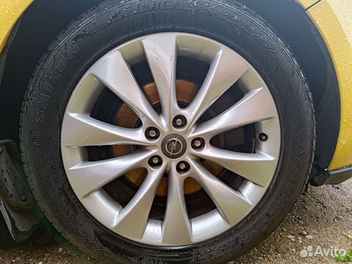 Opel Astra GTC 1.6 МТ, 2012, 104 500 км