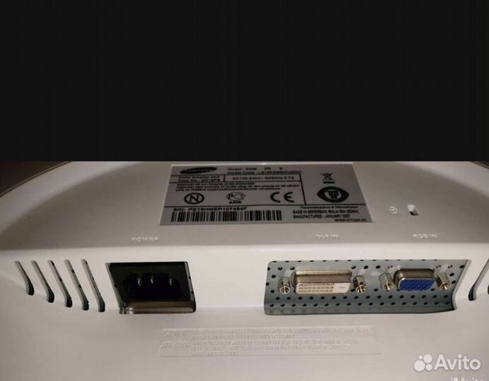 Монитор Samsung syncmaster 932B