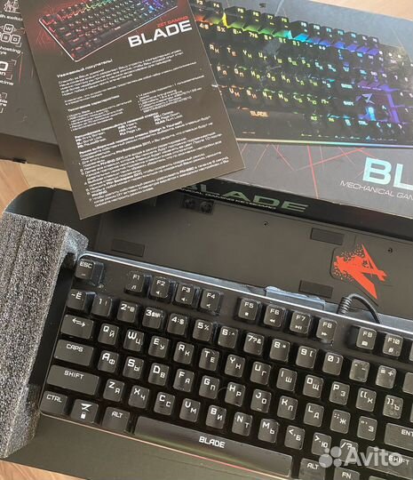 Игровая клавиатура blade kailh red