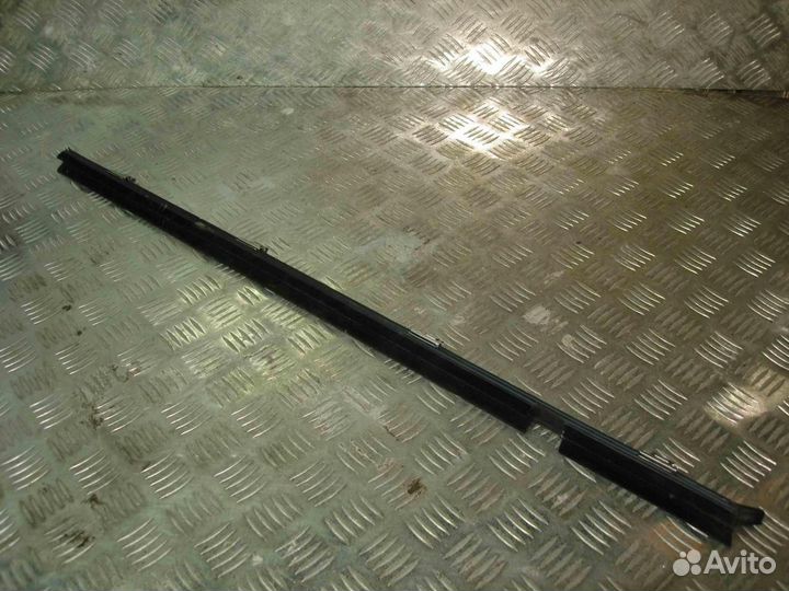 Уплотнитель Opel Vectra С 2002-2008