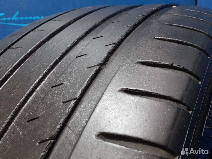 Michelin Pilot Sport 4 235/45 R19