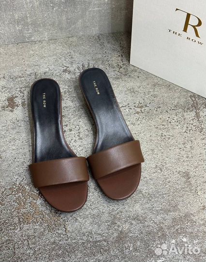 Босоножки the row