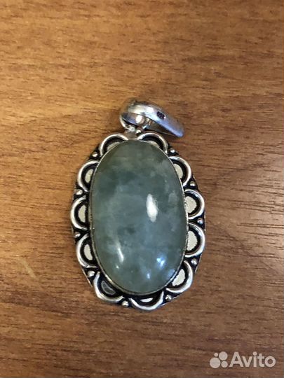 Серебряный кулон. Нефрит
