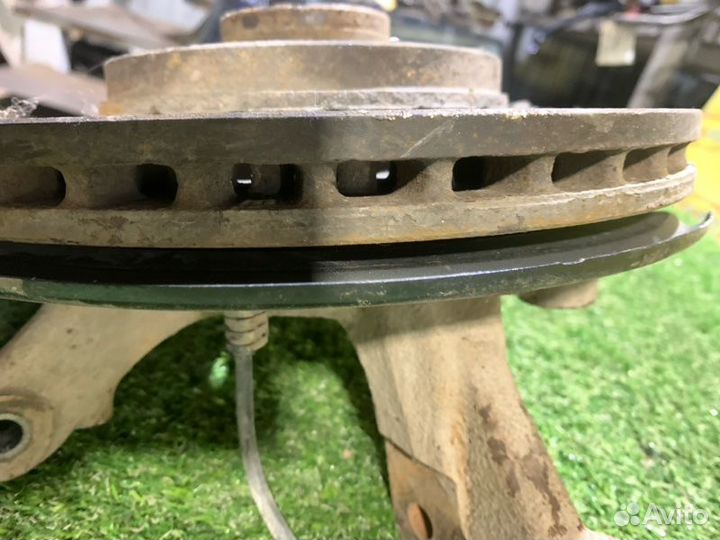 Диск тормозной передний левый Renault Duster H4M