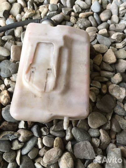 Prado 90 1999 дизель бачок расширительный антифриз