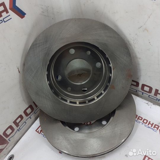 Диск тормозной передний Karl