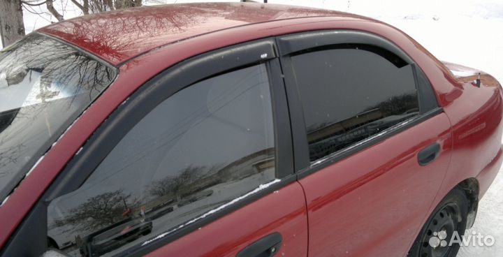 Дефлектор двери Chevrolet Lanos sd c 2005