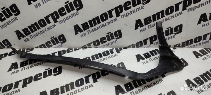 Уплотнитель крыла передний левый Audi Q7 4LB BAR