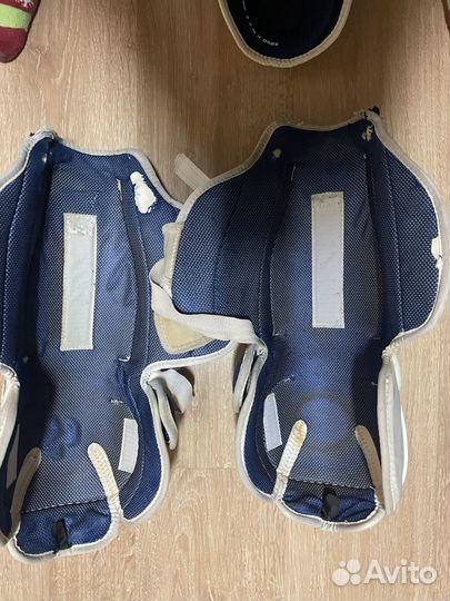 Щитки хоккейные bauer 14