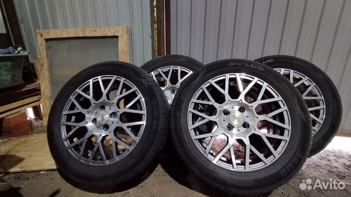 Колеса X'trike X-125 4х100 D54.1 BK/FP