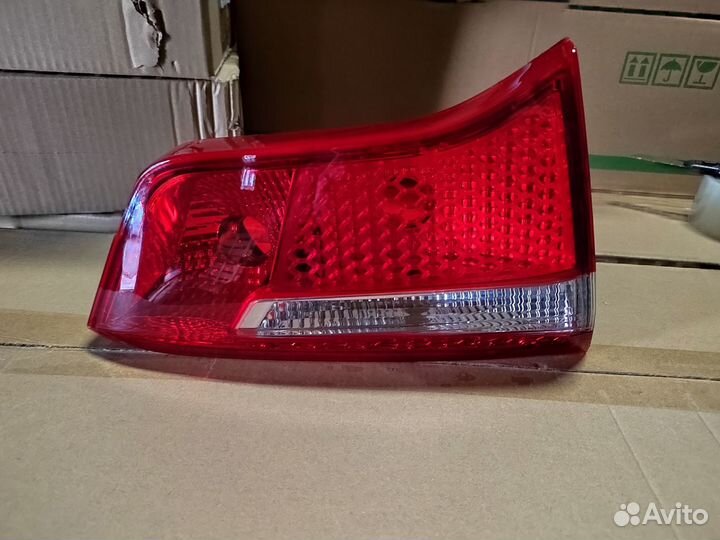 Фонарь задний внутренний KIA RIO 10-14 лев/пр