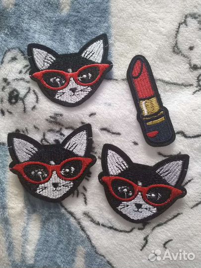 Нашивки, патчи (аппликации) на одежду