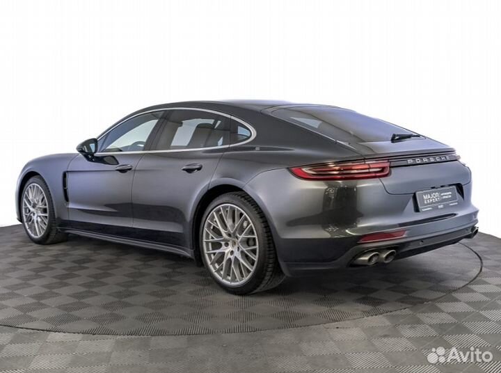 Аренда Porsche Panamera 2015 - 2023