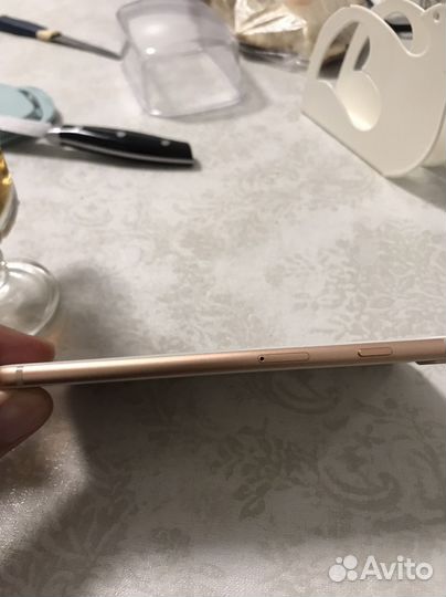 iPhone 8 Plus, 64 ГБ