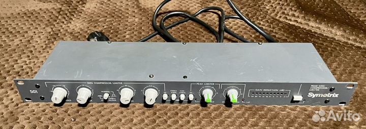 Symetrix 501 компрессор-лимитер