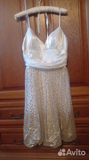 Вечернее платье, р. 46