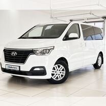 Hyundai H-1 2.5 AT, 2018, 97 000 км, с пробегом, цена 3 280 000 руб.