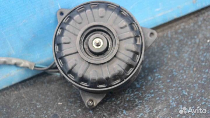 Мотор вентилятора Mitsubishi Galant (Митсубиси Гал