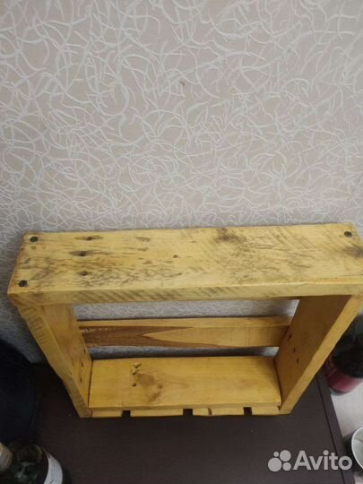 Деревянная полка ручной работы