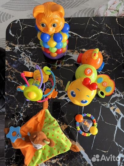 Развивающие игрушки для малышей