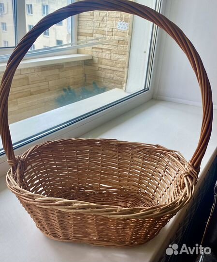 Корзина плетеная
