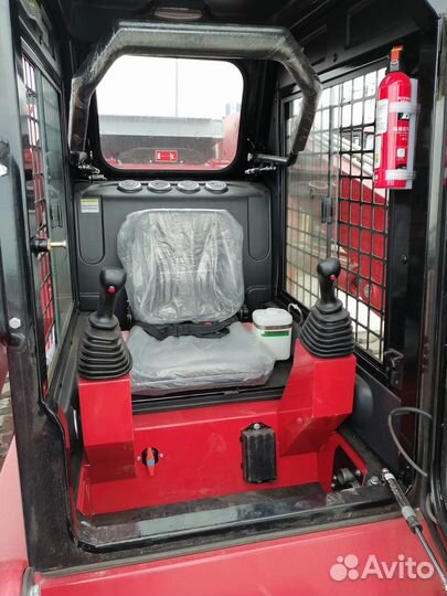 Мини-погрузчик Quadtrac CTL160 MAX, 2023