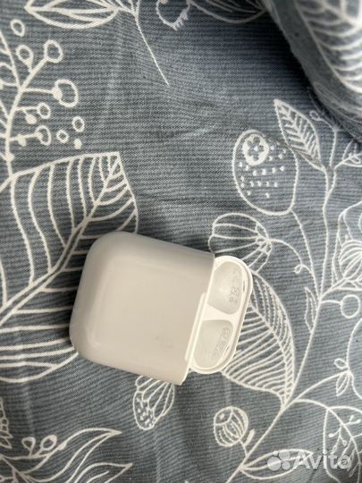 Наушники apple airpods 2 (кейс)