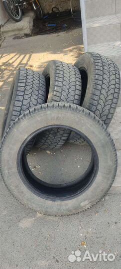 Yokohama IceGuard Stud IG65 205/65 R16