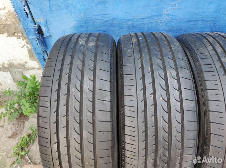 Yokohama BluEarth RV-02 225/55 R18