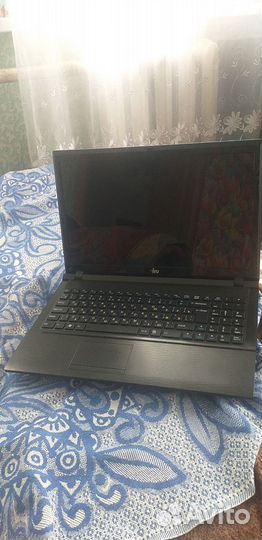 Ноутбук IRU в идеале 4gb ddr3,480гб ссд