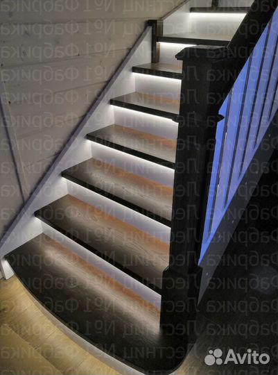 Лестница из массива дерева