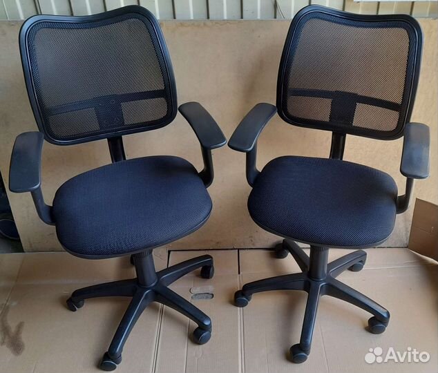 Компьютерное кресло