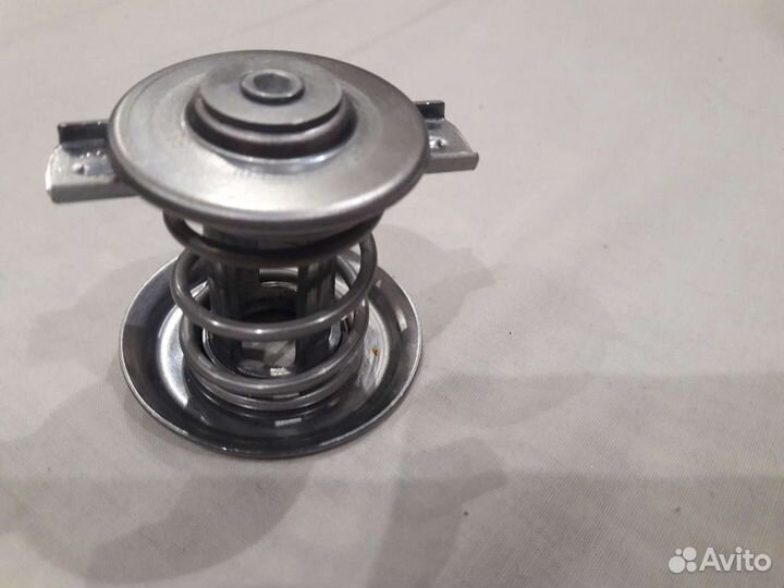 Бмв м62 термостат патрубок