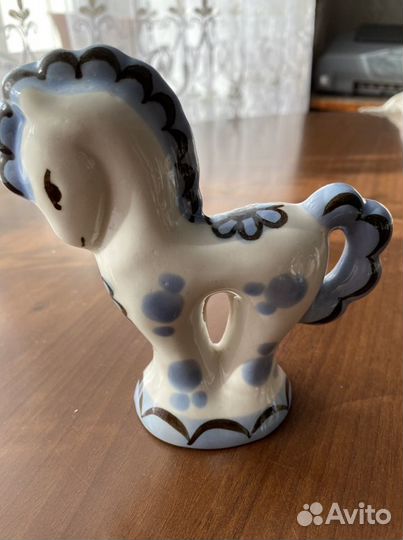 Винтажные фарфоровые статуэтки