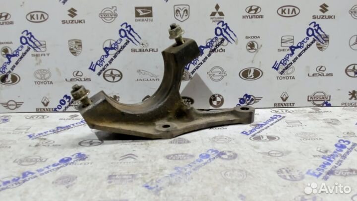 Кронштейн промежуточного вала Ford Focus II 2005-2