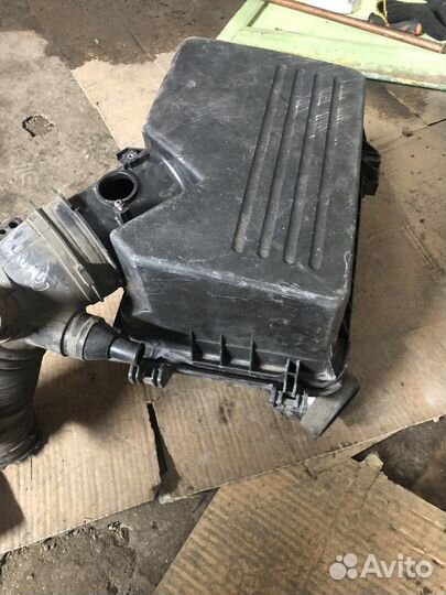 Корпус воздушного фильтра toyota camry