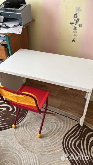 Стол Икеа для детей с 2 до 6 л