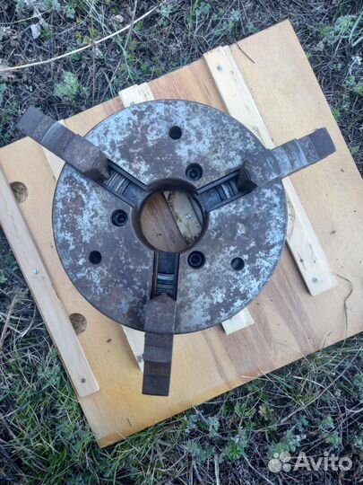 Токарный патрон 3 х кулачковый 250мм 7100-0009